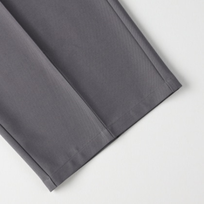 センタープリーツ