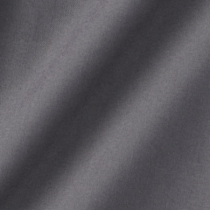 シワになりにくい素材