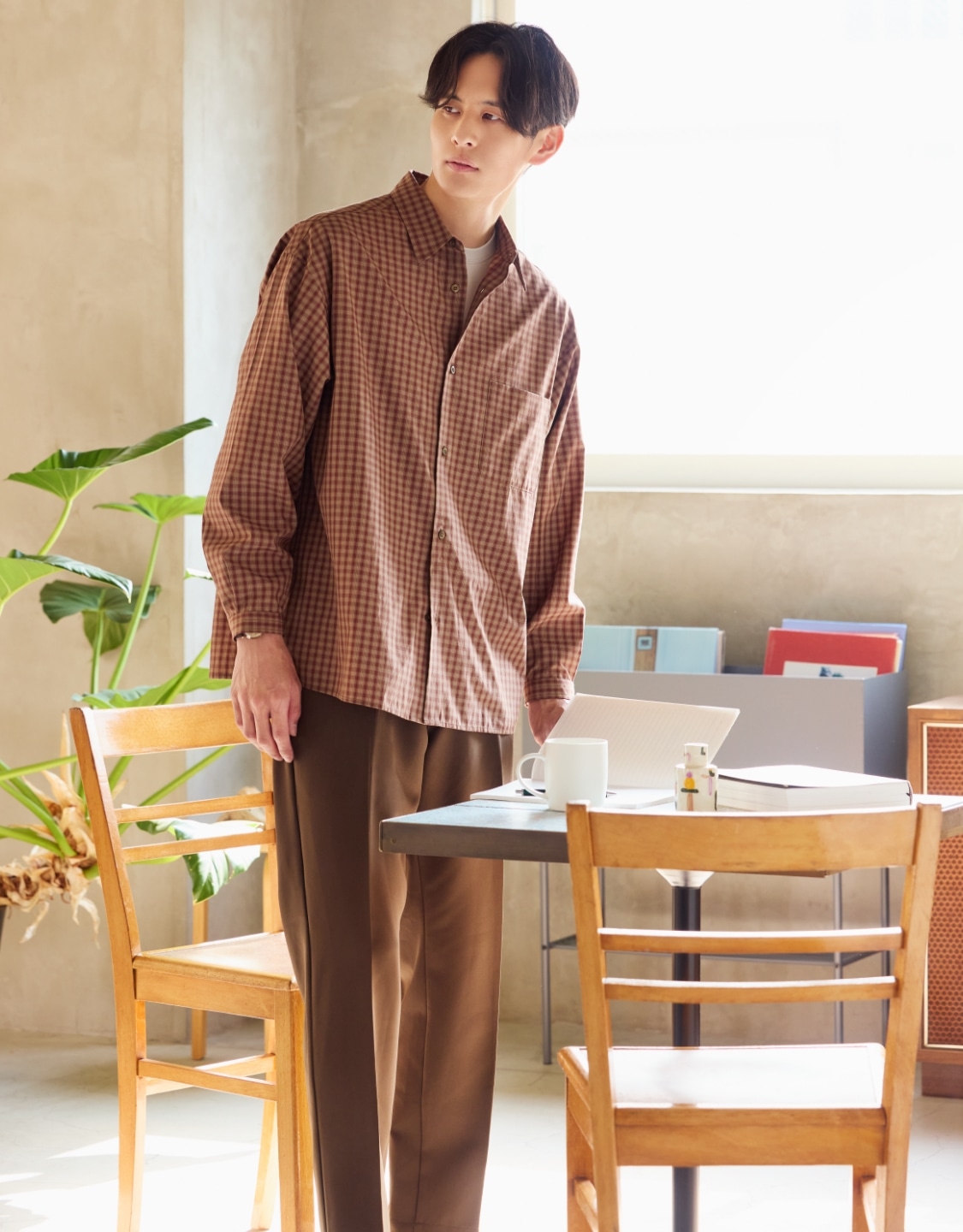 イージーテーパードトラウザー