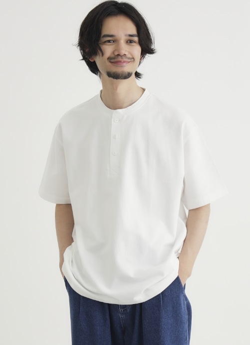 ヘンリーネックTシャツ