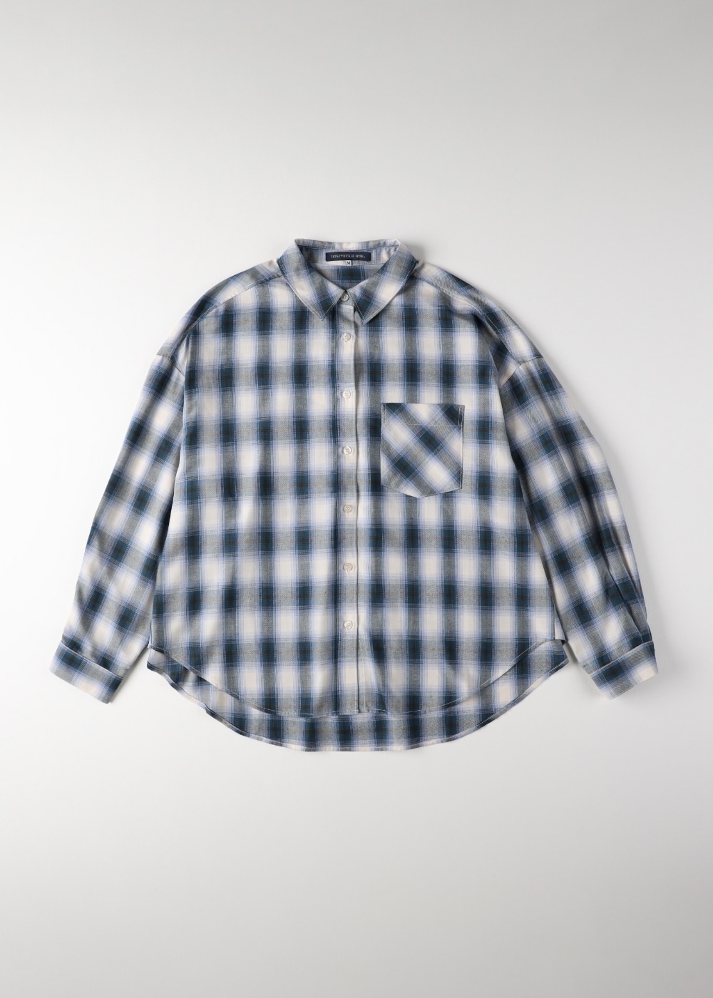 オンブレチェックシャツ