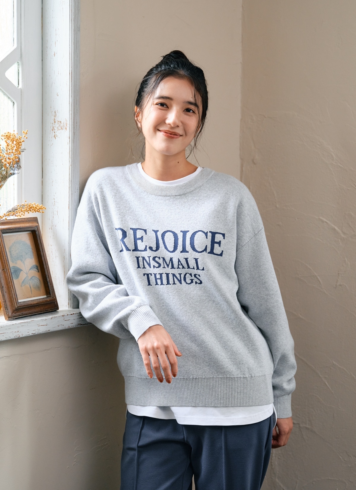 「やわラク」スウェットライクロゴセーター