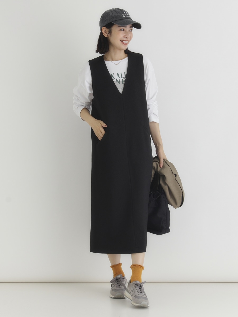 Vネックワンピース